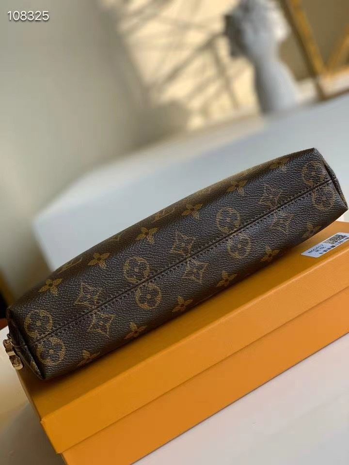 LV Clutch Bags